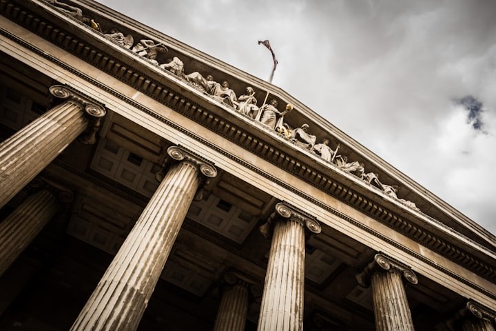 Stone columns of a courthouse